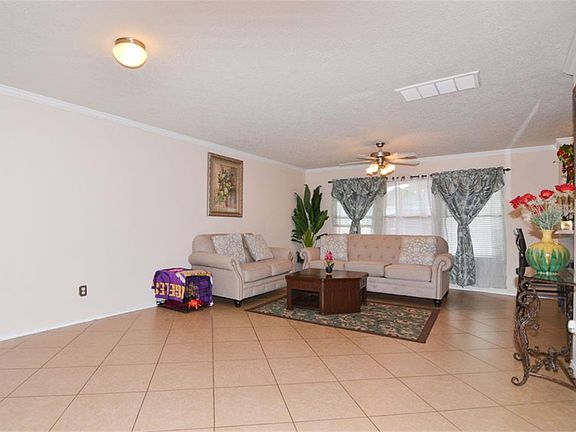 3rd image of 6903 Durango Creek Ln