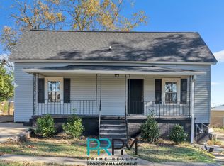 109 S 7th St, Easley, SC 29640