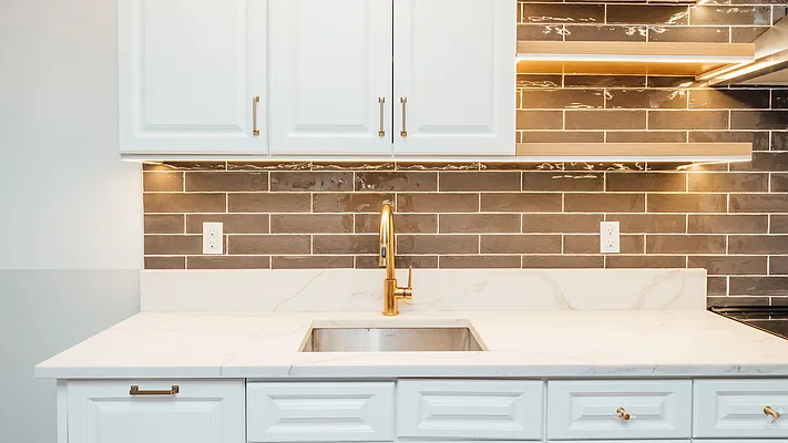 Rented by Nooklyn NYC LLC | media 52