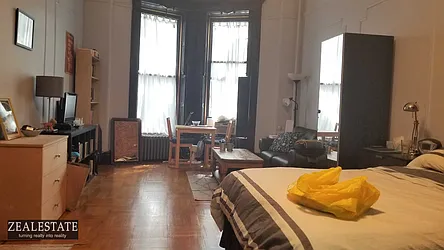 Rented by ZealEstate Group Inc