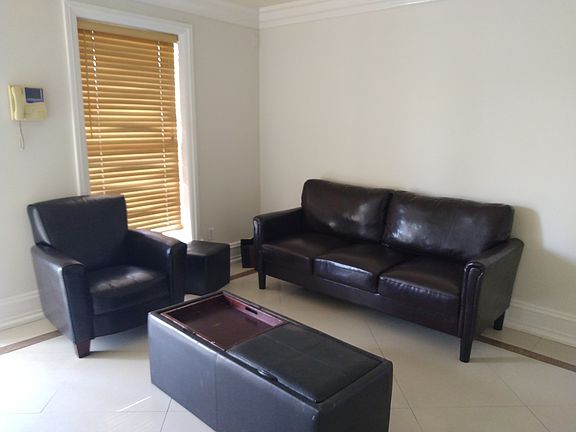 5th image of 2601 Amelia St #303