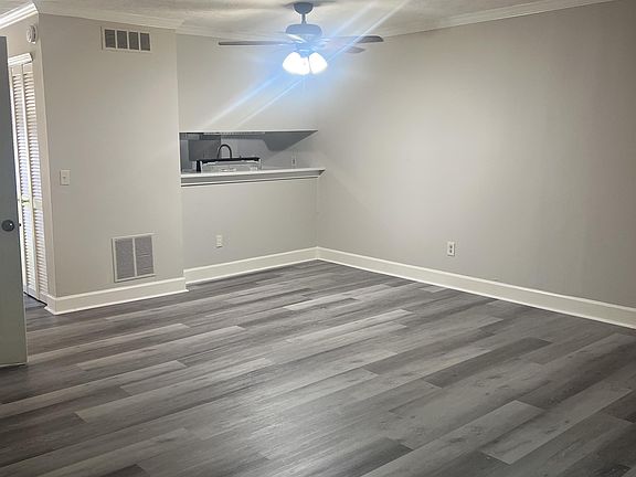 5th image of 1907 Shenandoah Valley Ln SE #1