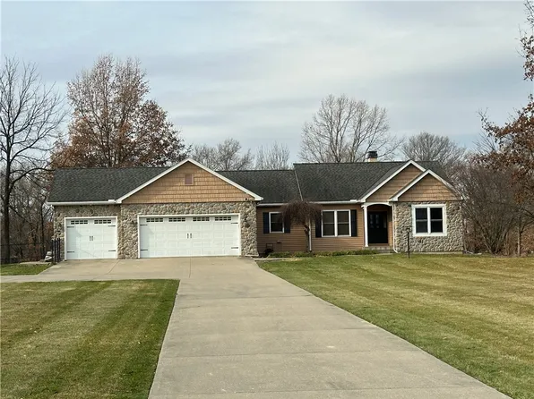 9275 Hawkeye Dr, Paris, IL 61944