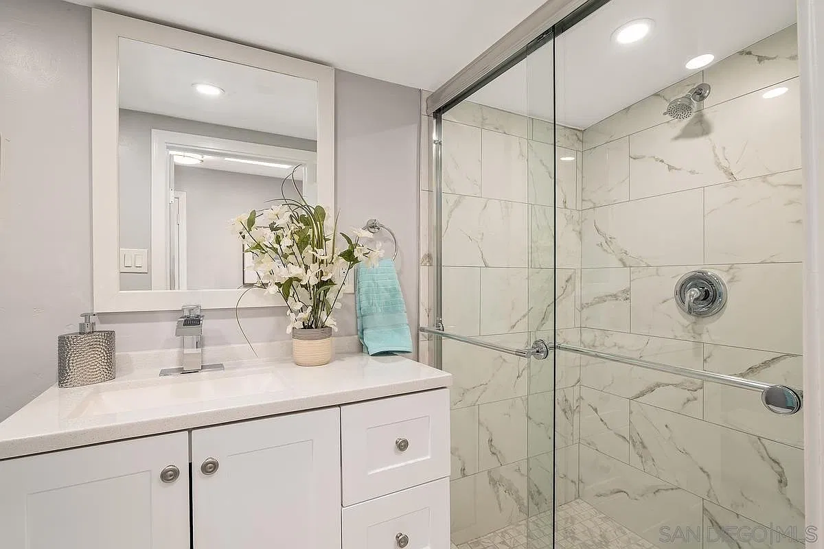 1 bed, 500 sqft, $2,245 — Photo 2