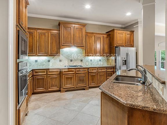 4th image of 12227 W Colony Shore Dr