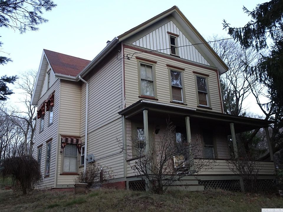 1st image of 25 Railroad Ave