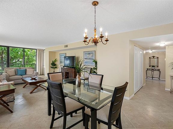 5th image of 100 OAKMONT LANE #203