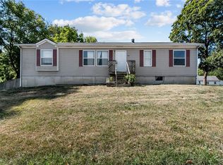 821 Lincoln Ave, Osawatomie, KS 66064
