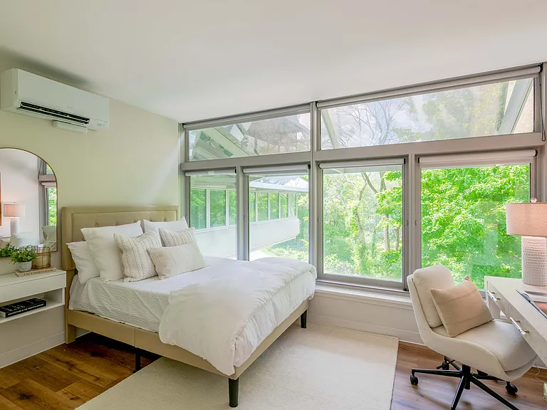 Residences at The Summit — Photo 3