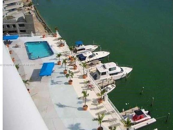 4th image of 6770 Indian Creek Dr APT 7K