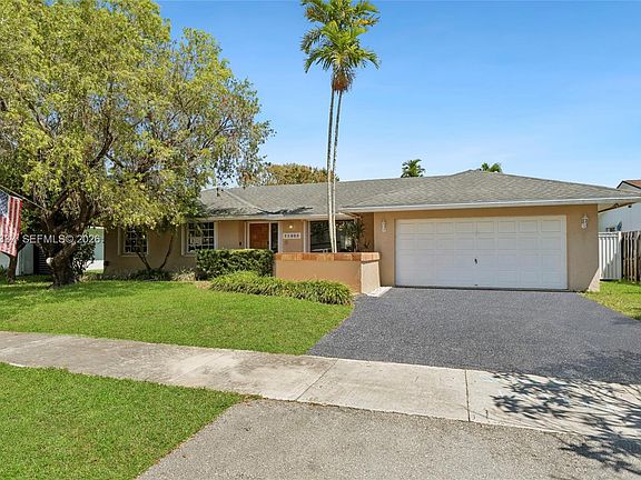 2nd image of 11403 SW 129th Pl