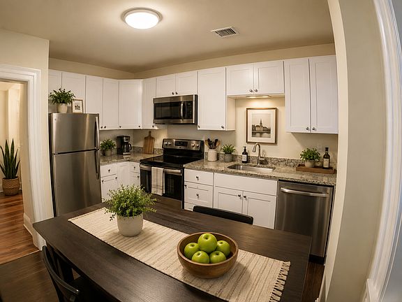 3rd image of 1480 Beacon St #23