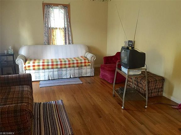 4th image of 5619 Orchard Ave
