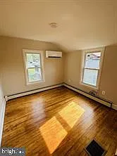 9 E Poplar St — Photo 2
