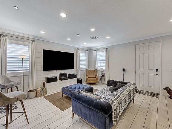 5th image of 134 Lomita Heights Dr