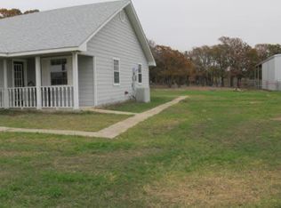 1100 Oak Hill Rd, Valley View, TX 76272