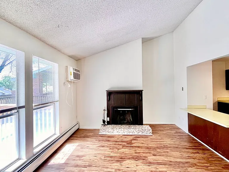 2897 Greenland Drive — Photo 3