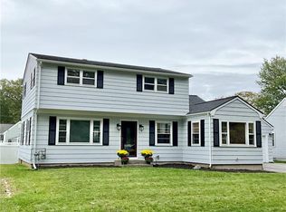 146 Becker Ave E, Riverside, RI 02915