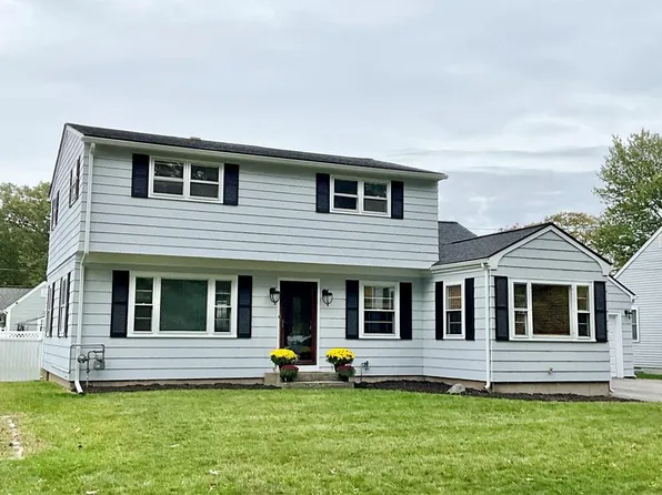 146 Becker Ave E, Riverside, RI 02915