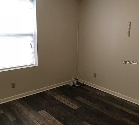 4th image of 2718 Aloma Ave