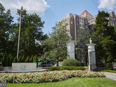 4000 Cathedral Ave NW APT 126B, Washington, DC, 20016
