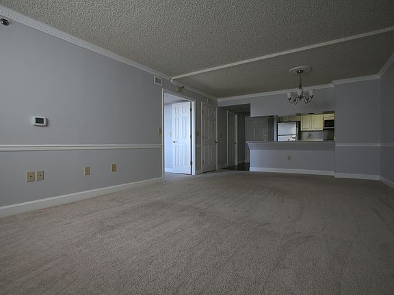 3rd image of 1276 N Wayne St APT 1202