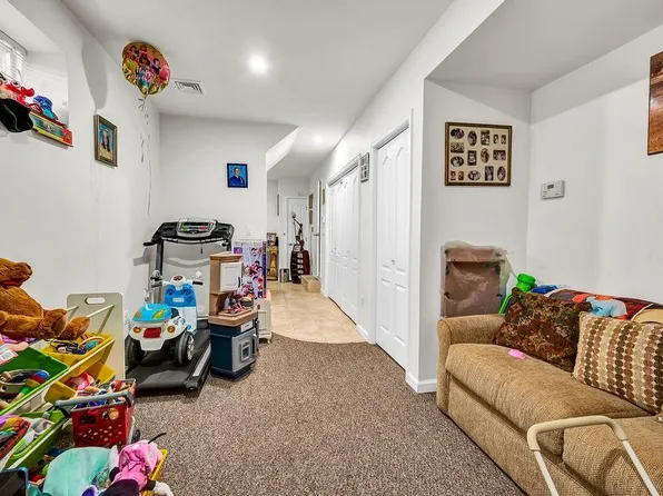 629 Marcy Avenue image 22 of 37