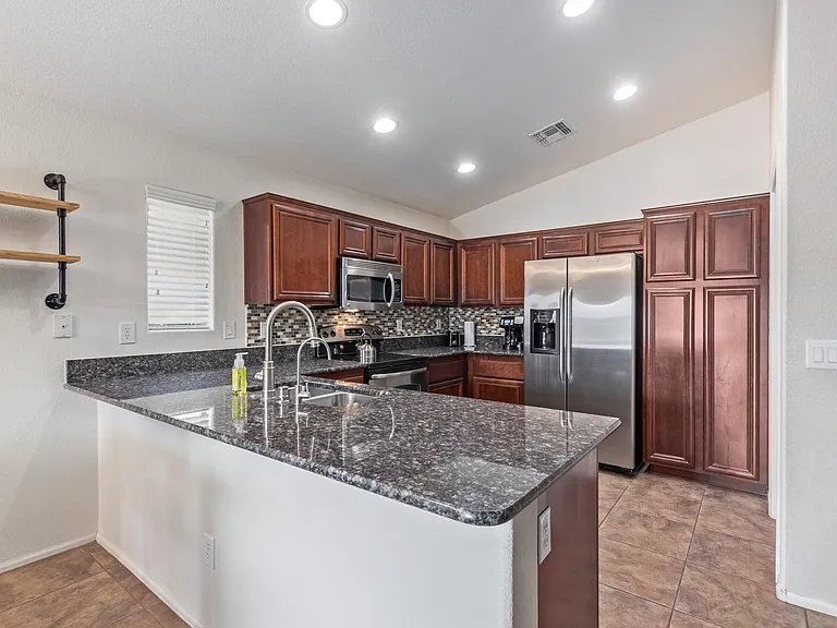 9837 W Salter Dr — Photo 9