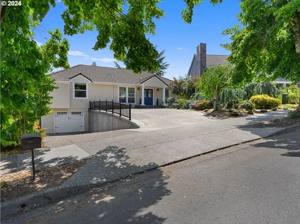 14170 SW Stirrup St, Beaverton, OR 97008