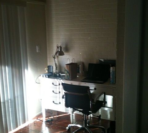 4th image of 1715 W Bristol Ave