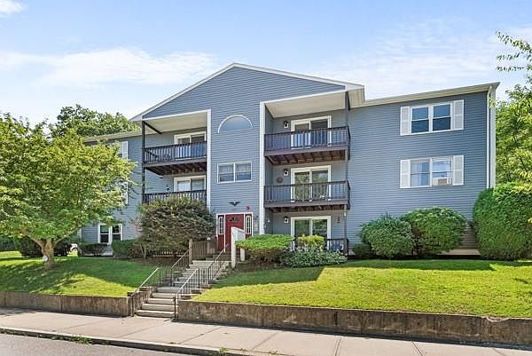 1st image of 283 Privilege St APT 4