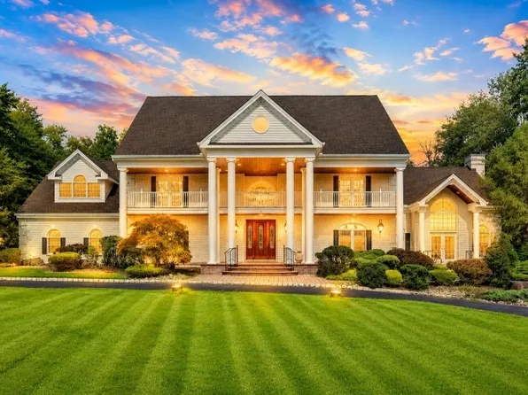 9 Wexford Ct, Warren Twp., NJ 07059