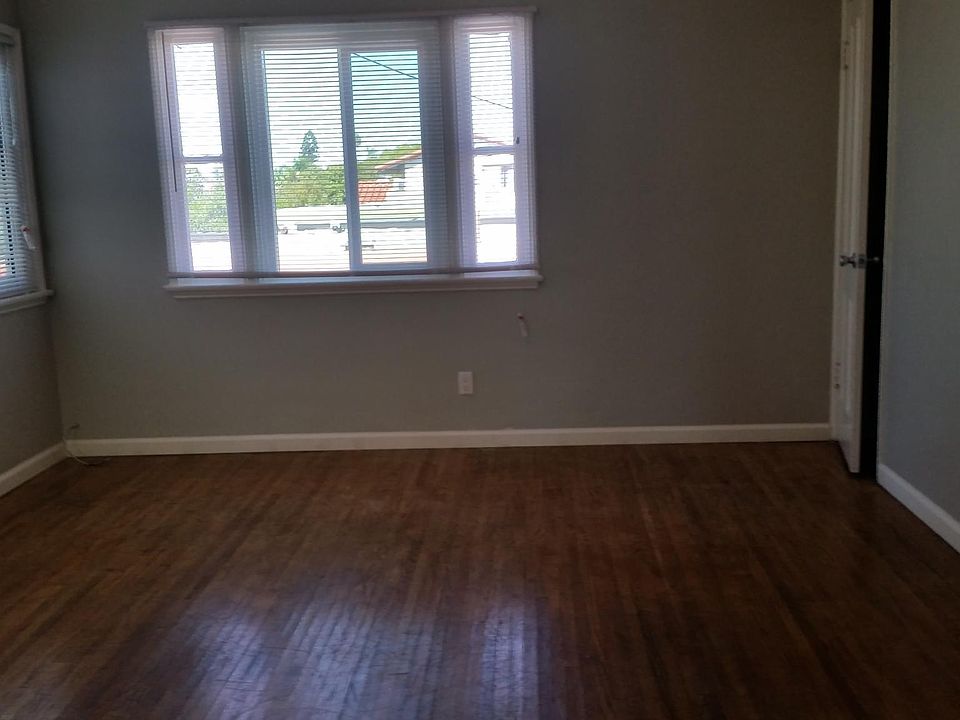 1st image of 4345 35th St