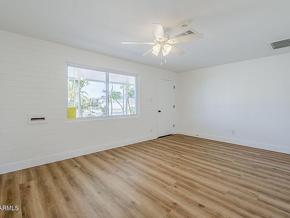 4th image of 11237 W KANSAS Avenue