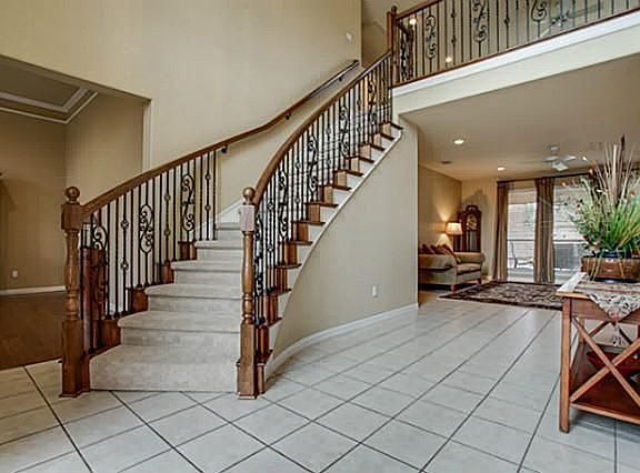 5th image of 1308 Bradbury Dr
