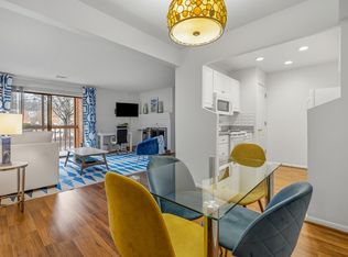 139 Green Turtle Ln APT 8, Charlottesville, VA