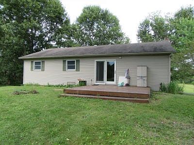 2nd image of N2689 Clark Ave
