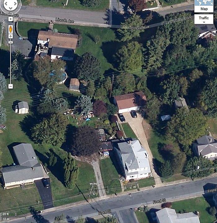 2nd image of 2477 Front St