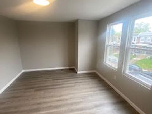 5th image of 6247 N Gratz St