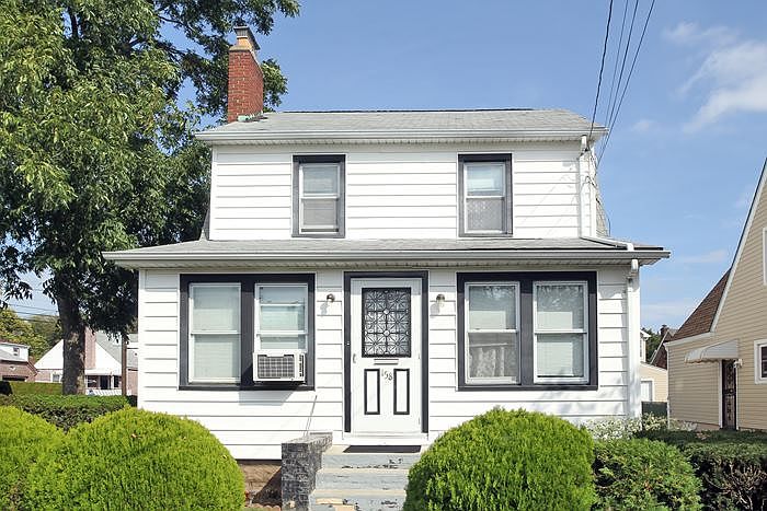 1st image of 158 N 10th St