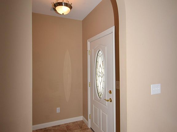 4th image of 8106 Hidden Brook Ct #9
