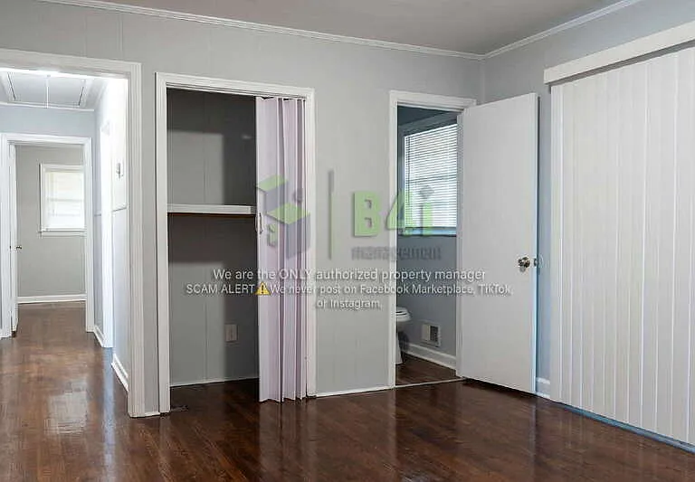 6106 Venetian Way SW — Photo 4