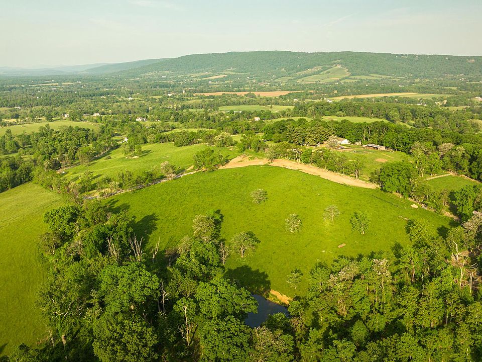 1848318483 Water Lily Ln Round Hill, VA, 20141 Apartments for Rent Zillow