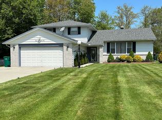 4831 Foxwynde Trl, Richmond Heights, OH 44143