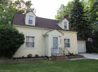 1940 Seneca Rd, Euclid, OH 44117