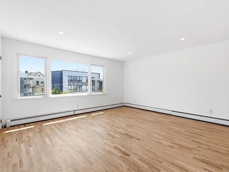 137 Kennedy Blvd #2 — Photo 5