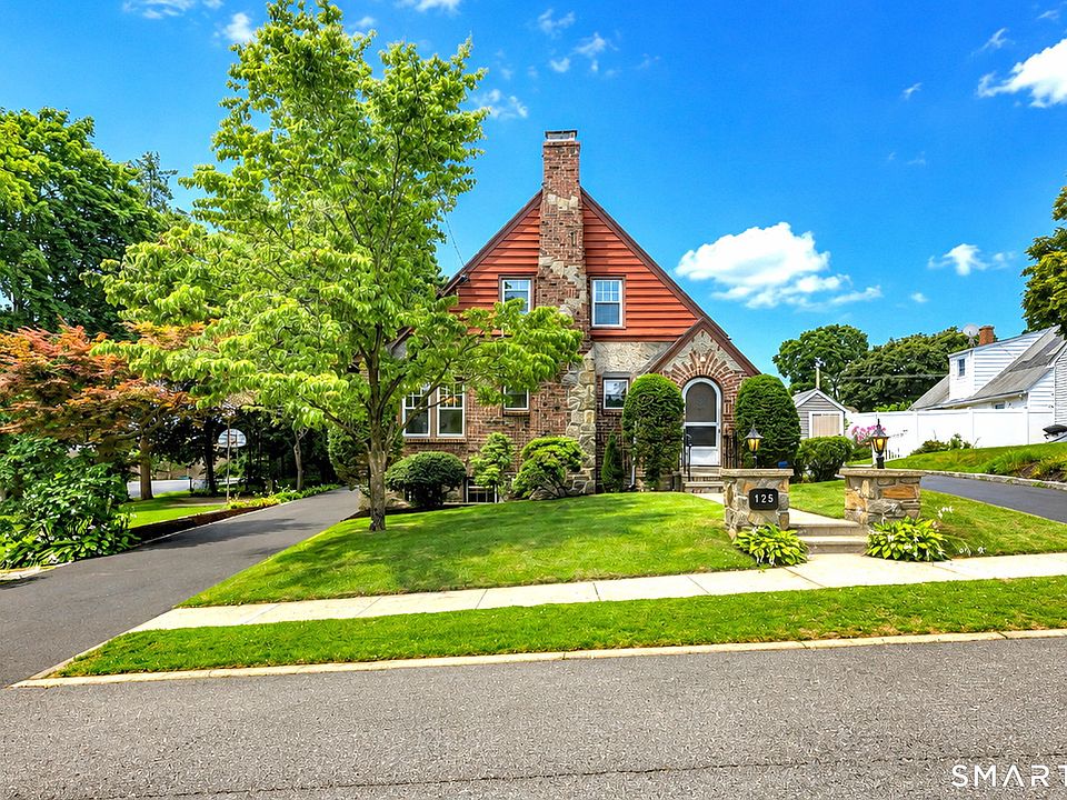 1st image of 125 Glenridge Road East