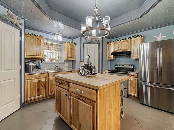 4th image of 1356 Neubauer Point Rd