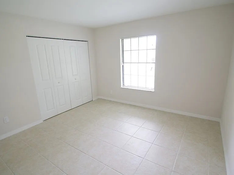 2256 SE East Dunbrooke Cir — Photo 12