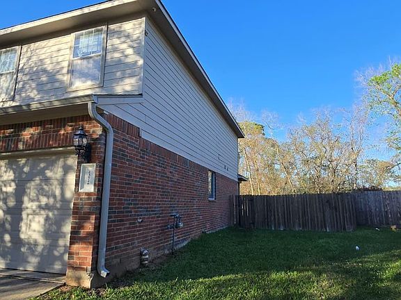 4th image of 23526 Whispering Maples Dr